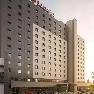 Hotell Ramada Plaza By Wyndham Convention Center