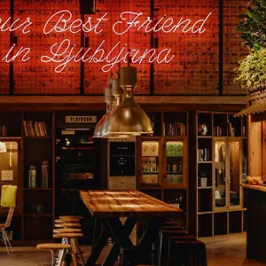 4* Hotell One66