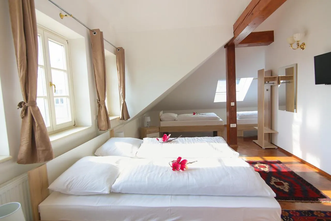 Hotel Vila Katrca Lublana
